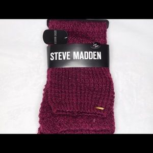 Steve Madden hat and scarf set